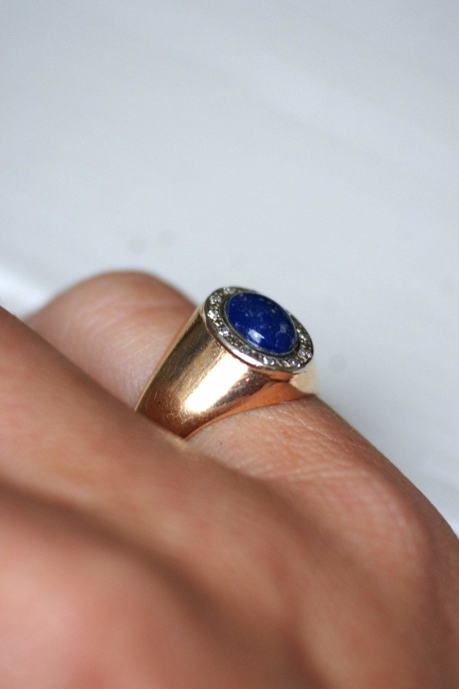 Vintage lapis lazuli and diamond signet ring - Galerie Pénélope