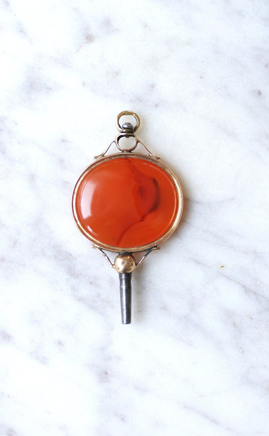 Antique watch key in rose gold and carnelian - Penelope Gallery