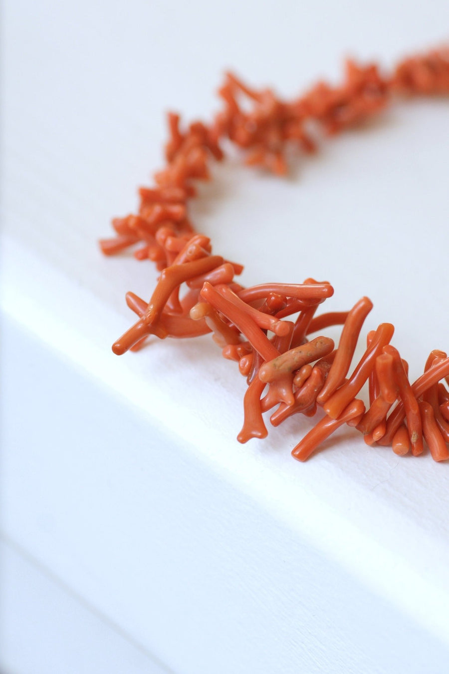 Coral branch necklace with rose gold clasp - Penelope Gallery