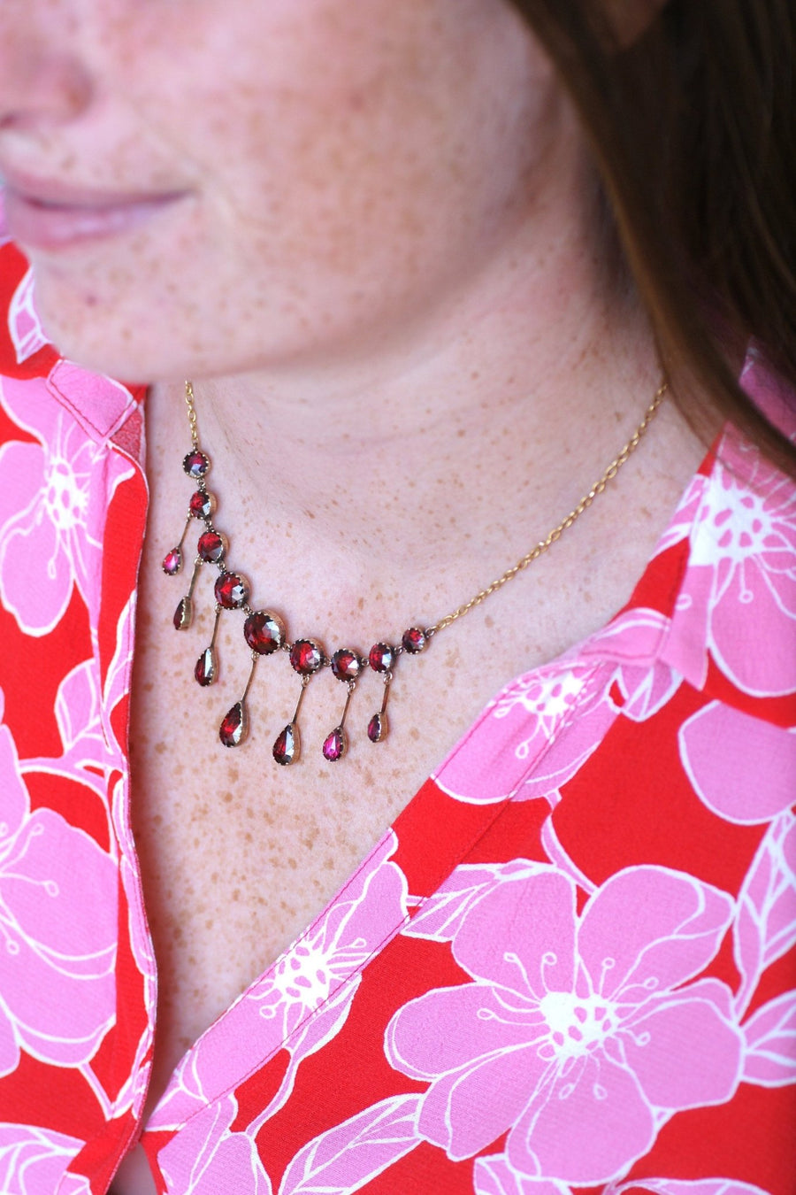 Garnet drapery necklace - Penelope Gallery