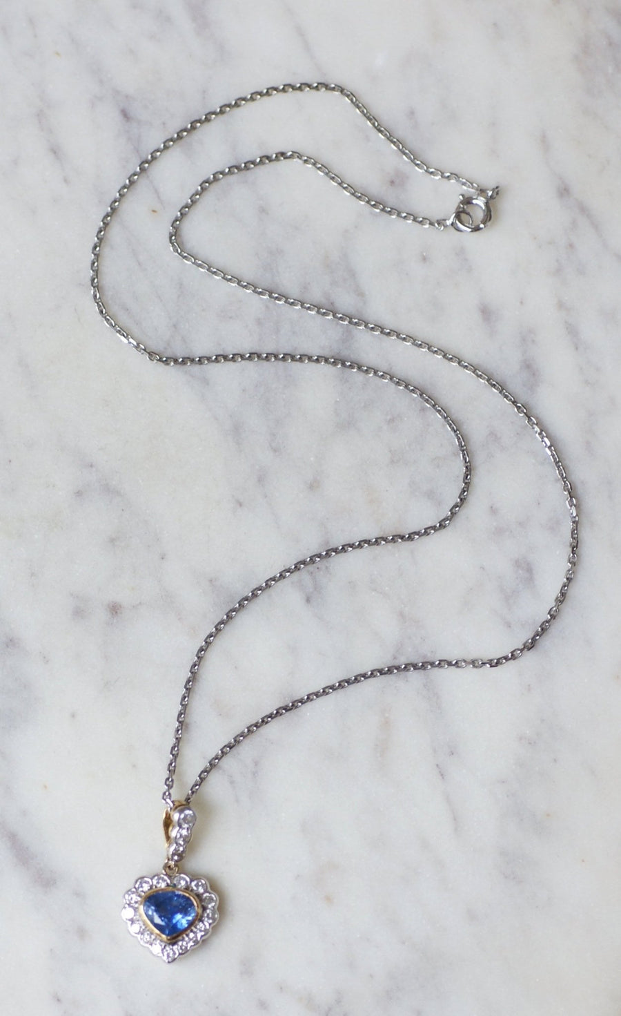 Ceylon sapphire and diamond heart pendant necklace - Galerie Pénélope
