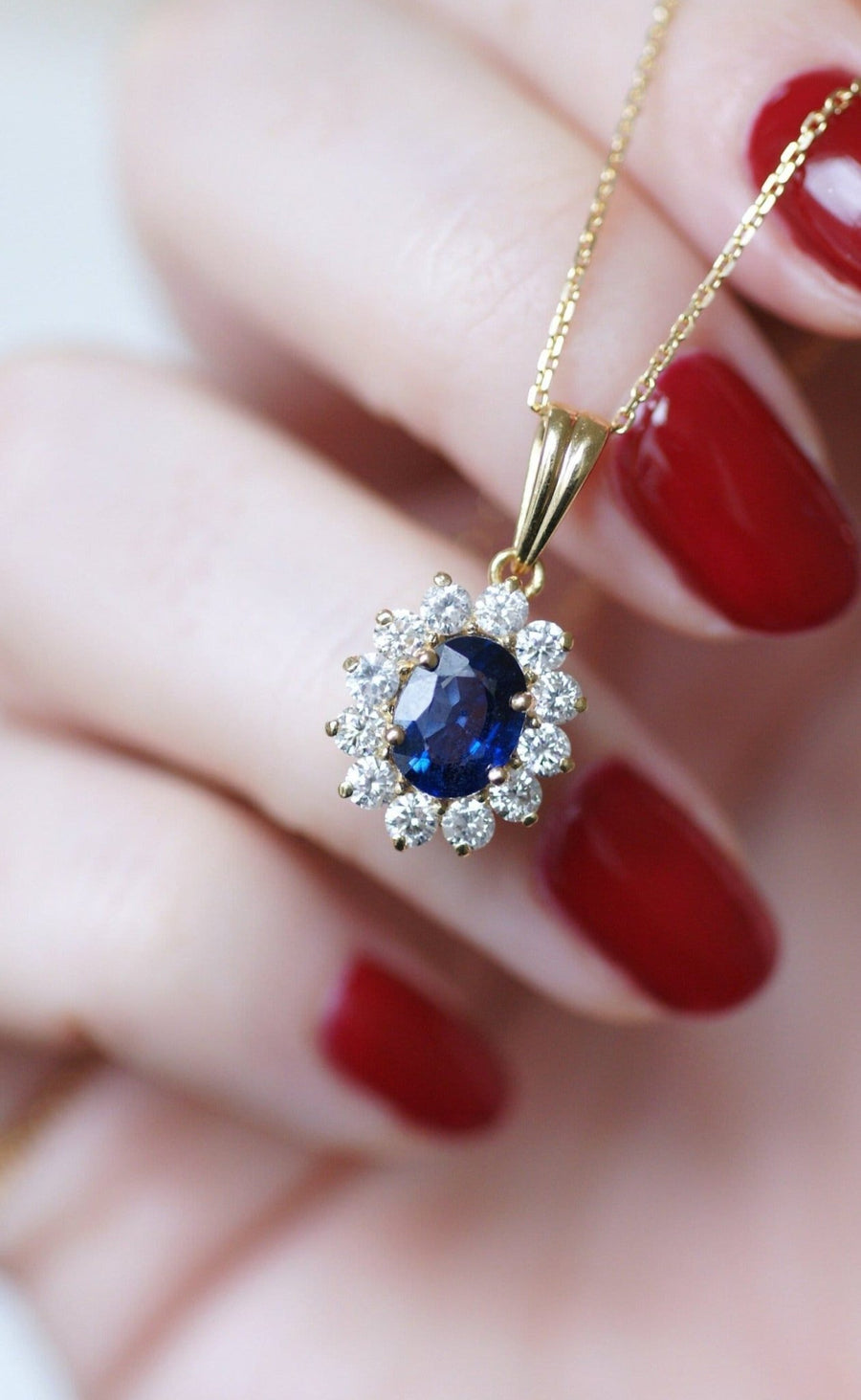 Sapphire and diamond daisy pendant necklace - Galerie Pénélope