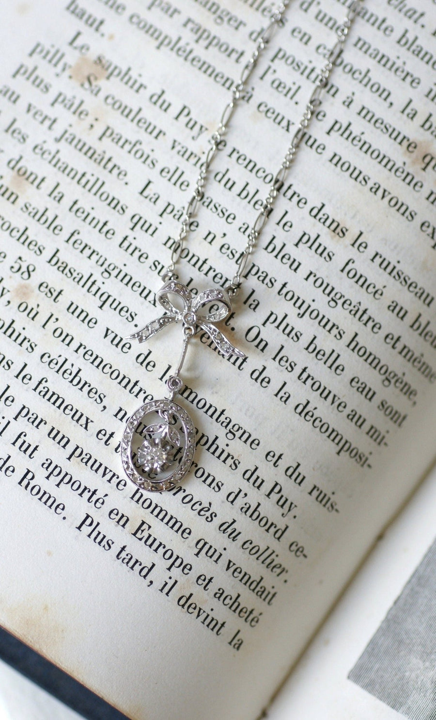 Art Deco diamond pendant necklace - Penelope Gallery