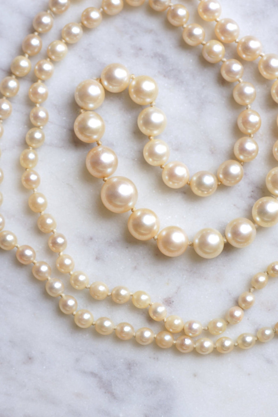 Vintage pearl necklace with diamond clasp - Penelope Gallery
