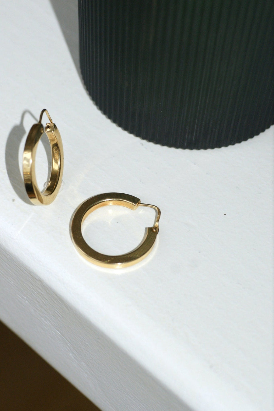Vintage yellow gold hoop earrings - Penelope Gallery
