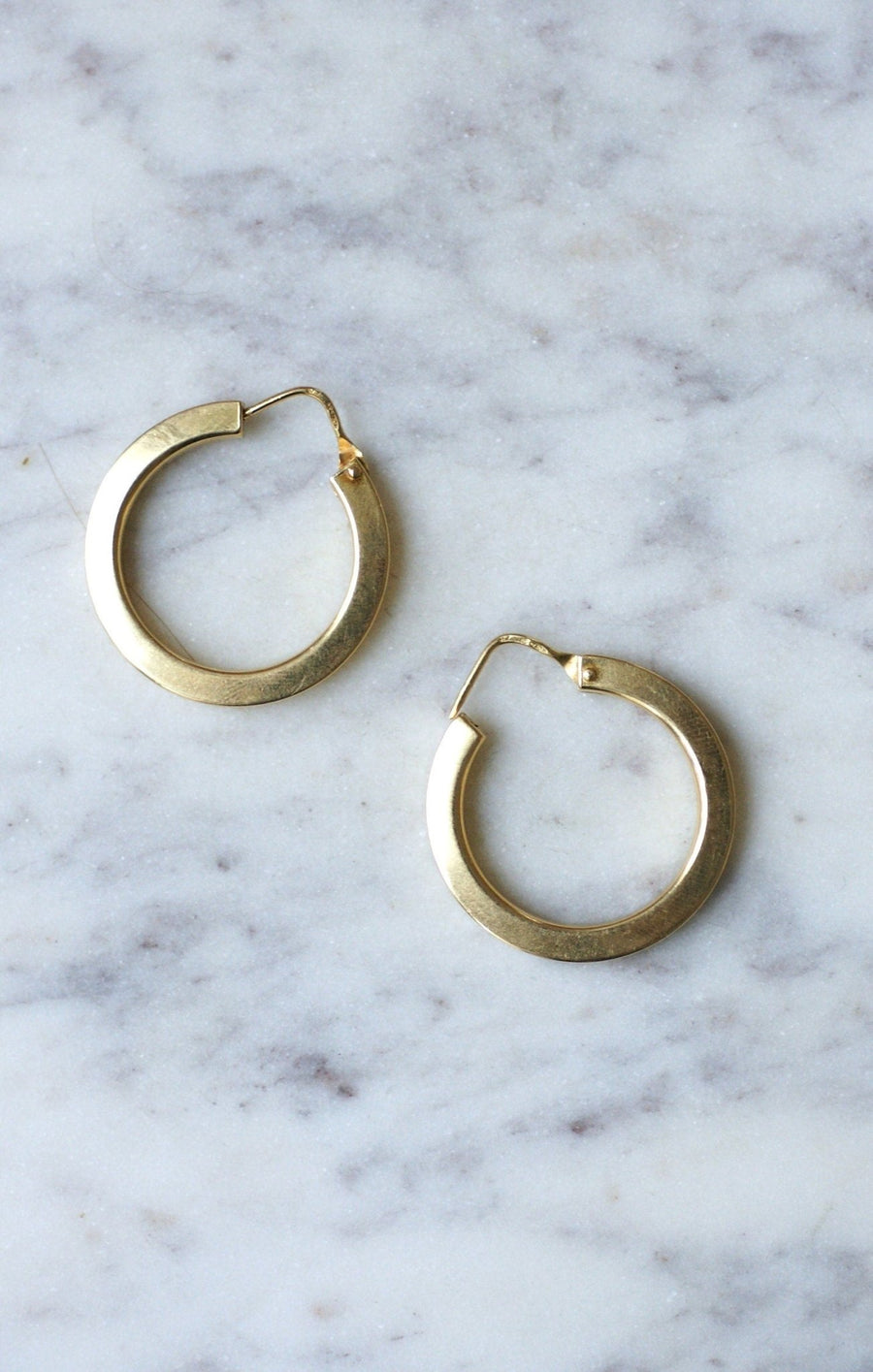 Vintage yellow gold hoop earrings - Penelope Gallery