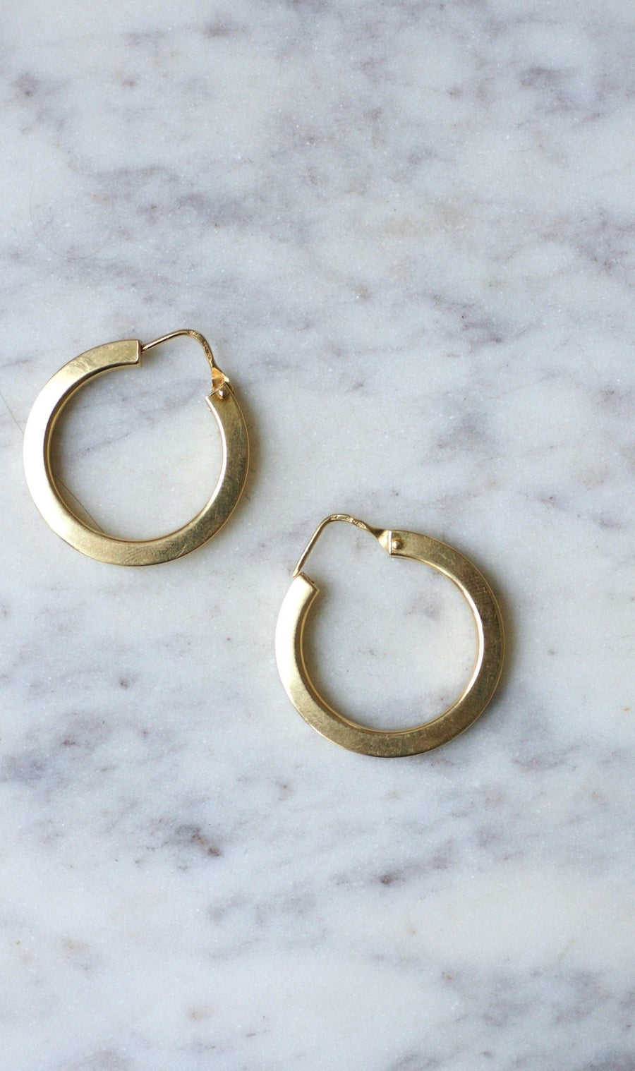 Vintage yellow gold hoop earrings - Penelope Gallery