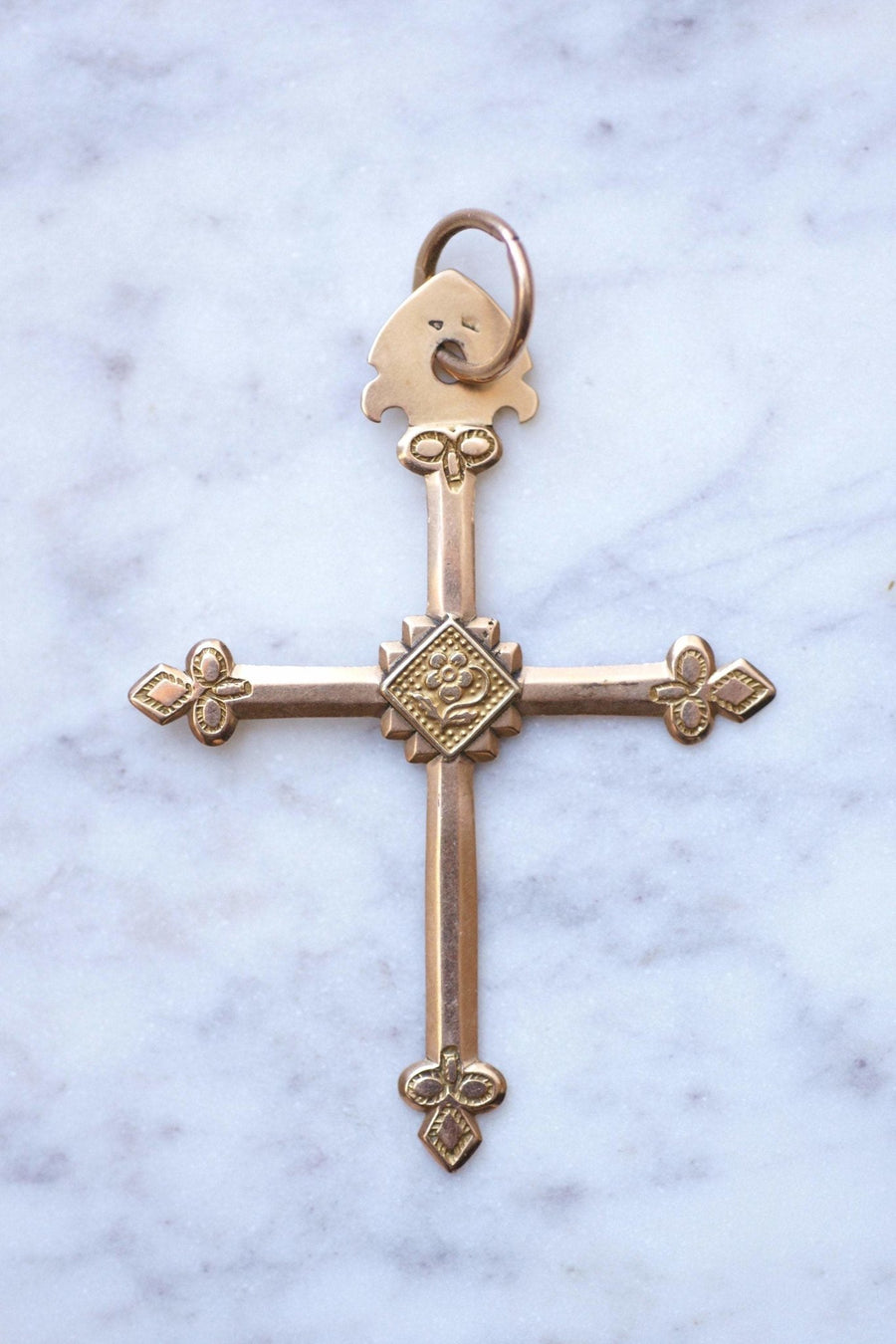 Antique regional Jeannette Cross in 18Kt pink gold - Galerie Pénélope