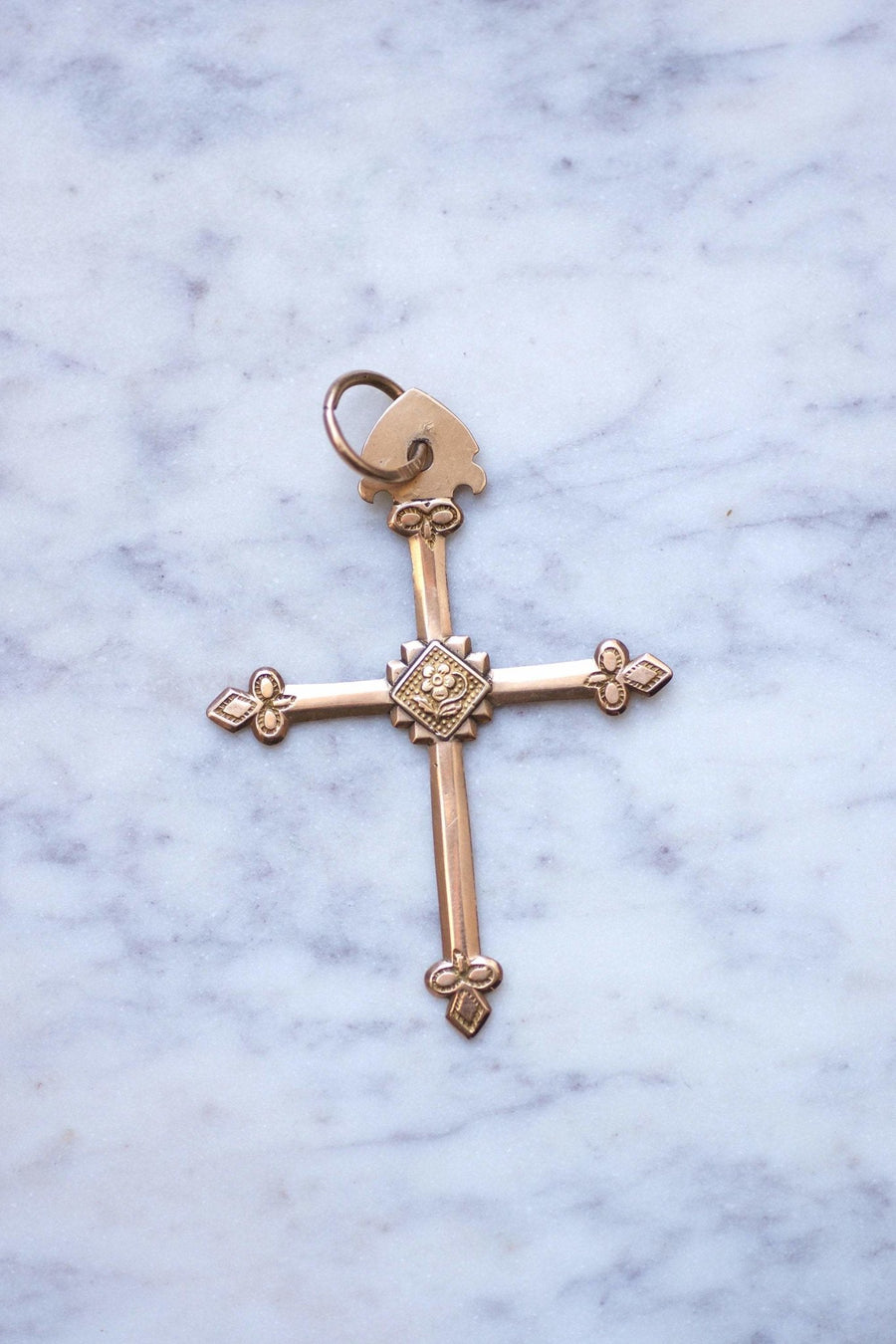 Antique regional Jeannette Cross in 18Kt pink gold - Galerie Pénélope