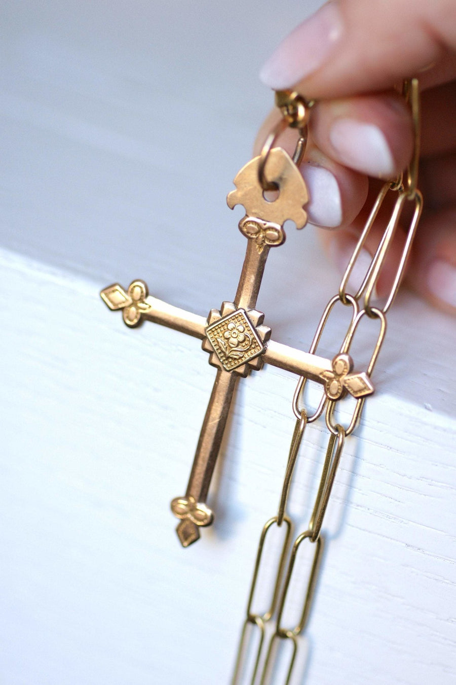 Antique regional Jeannette Cross in 18Kt pink gold - Galerie Pénélope
