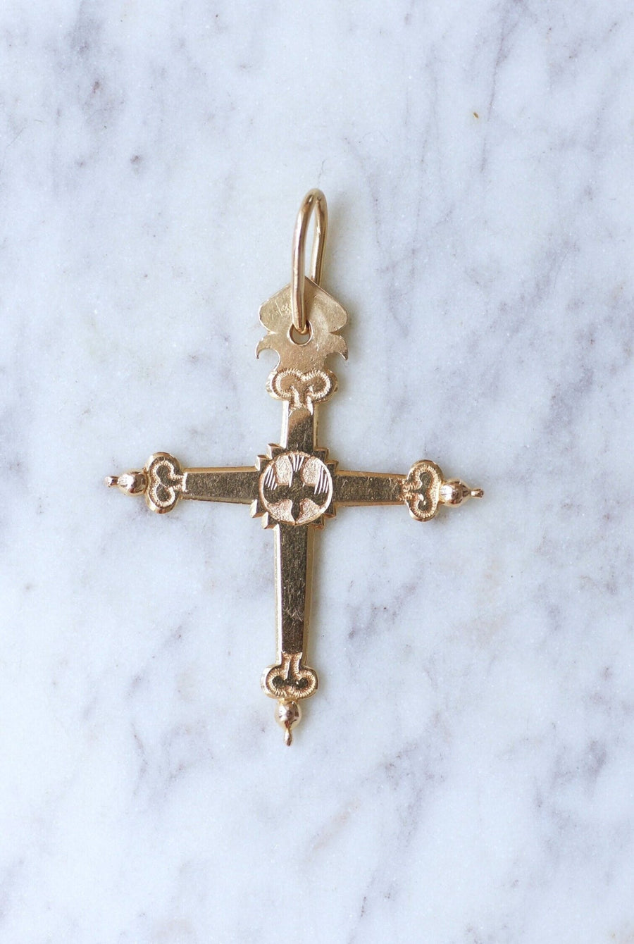 Jeannette regional cross in yellow gold - Penelope Gallery