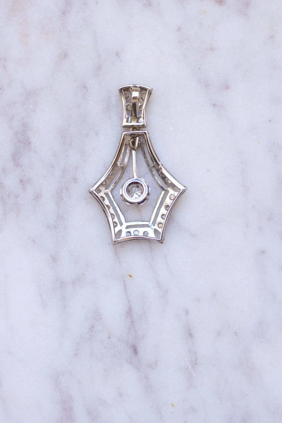 Large Art Deco gold, platinum, and diamond pendant - Galerie Pénélope