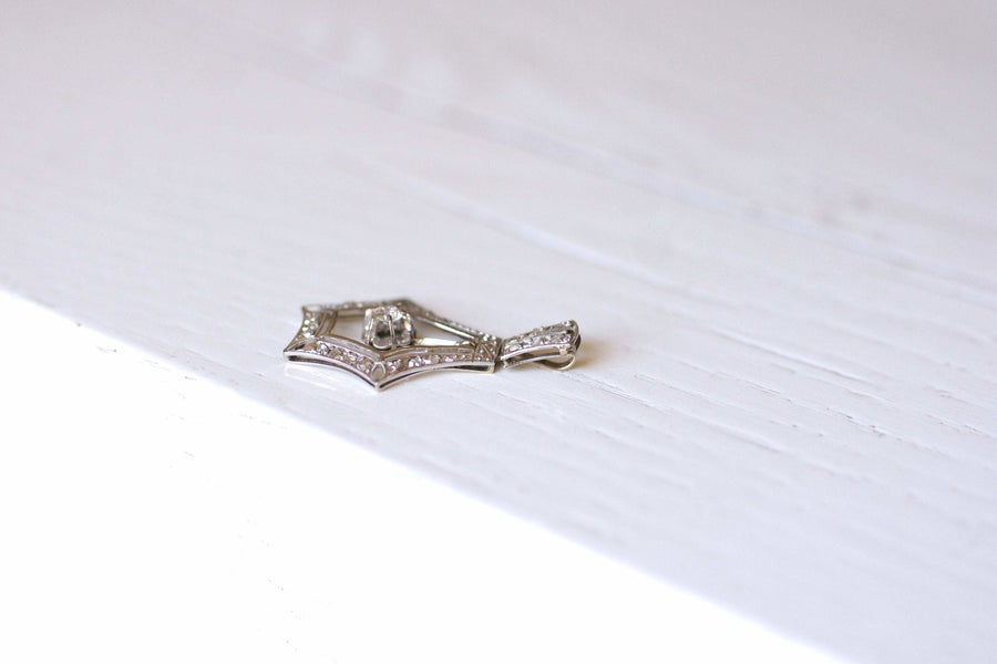 Large Art Deco gold, platinum, and diamond pendant - Galerie Pénélope
