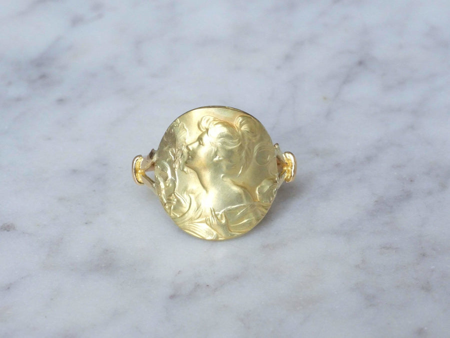Large Art Nouveau woman's plate ring - Penelope Gallery