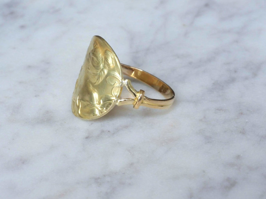 Large Art Nouveau woman's plate ring - Penelope Gallery