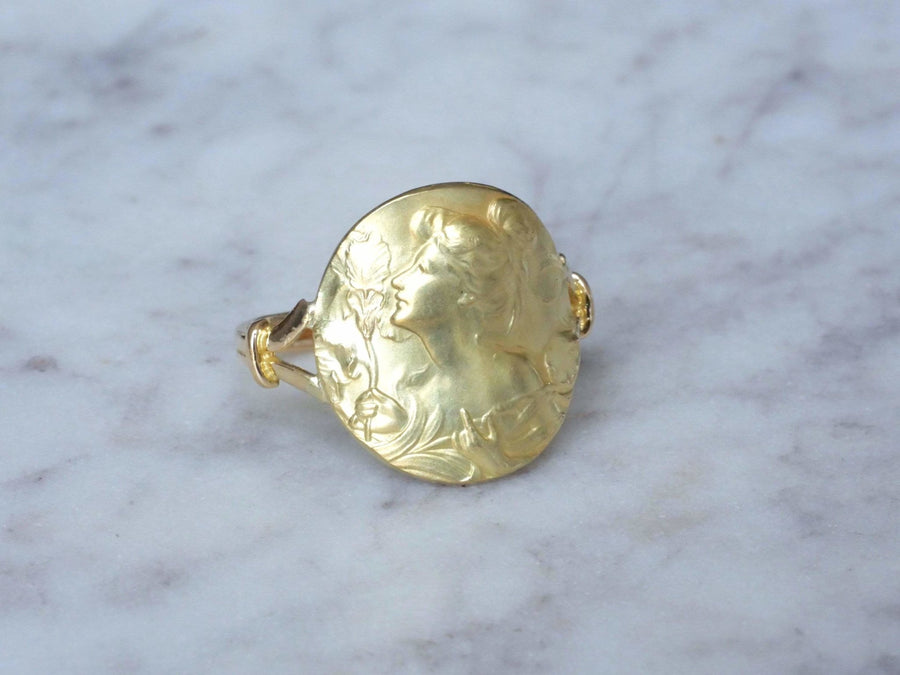 Large Art Nouveau woman's plate ring - Penelope Gallery