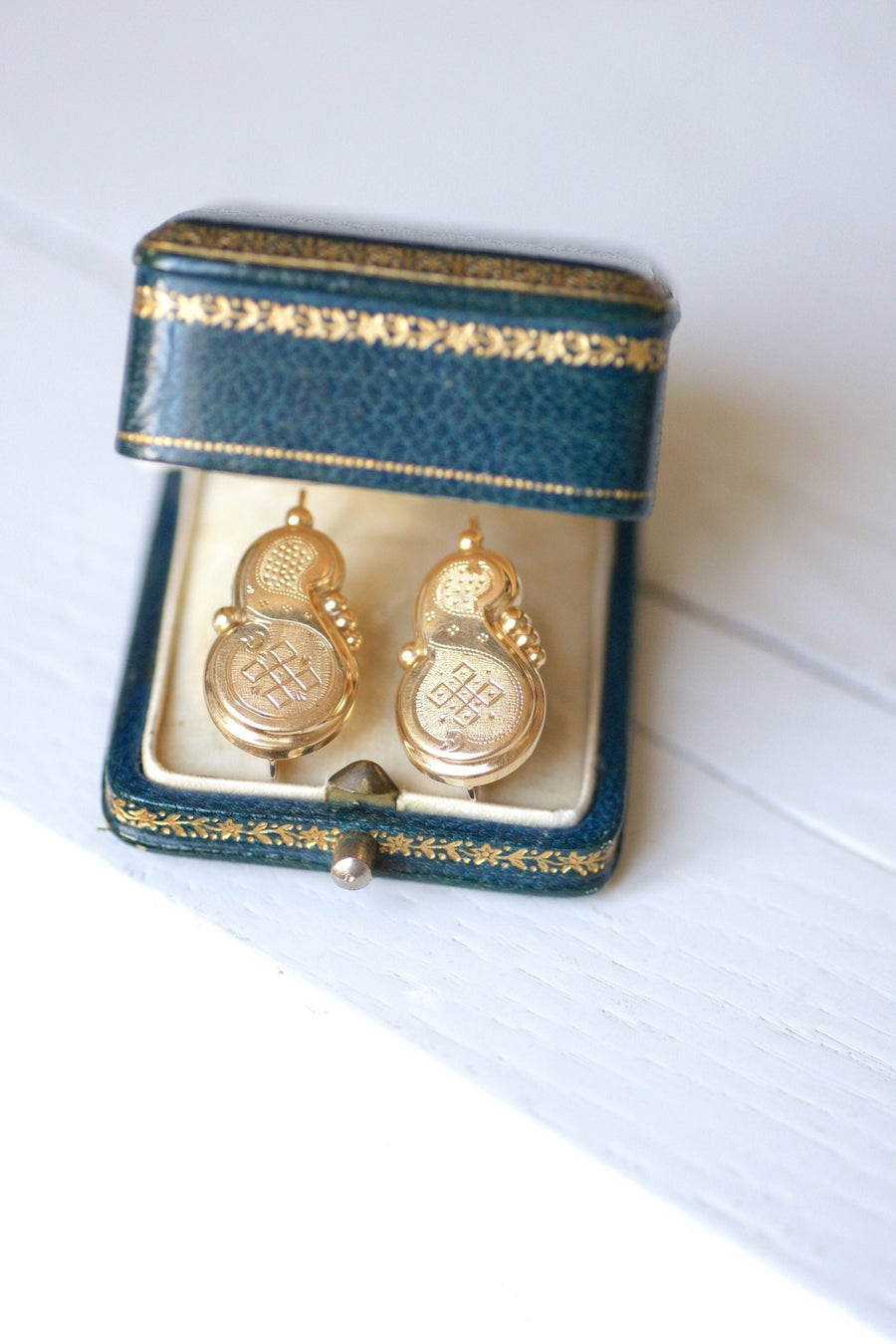 Large antique gold earrings - Galerie Pénélope
