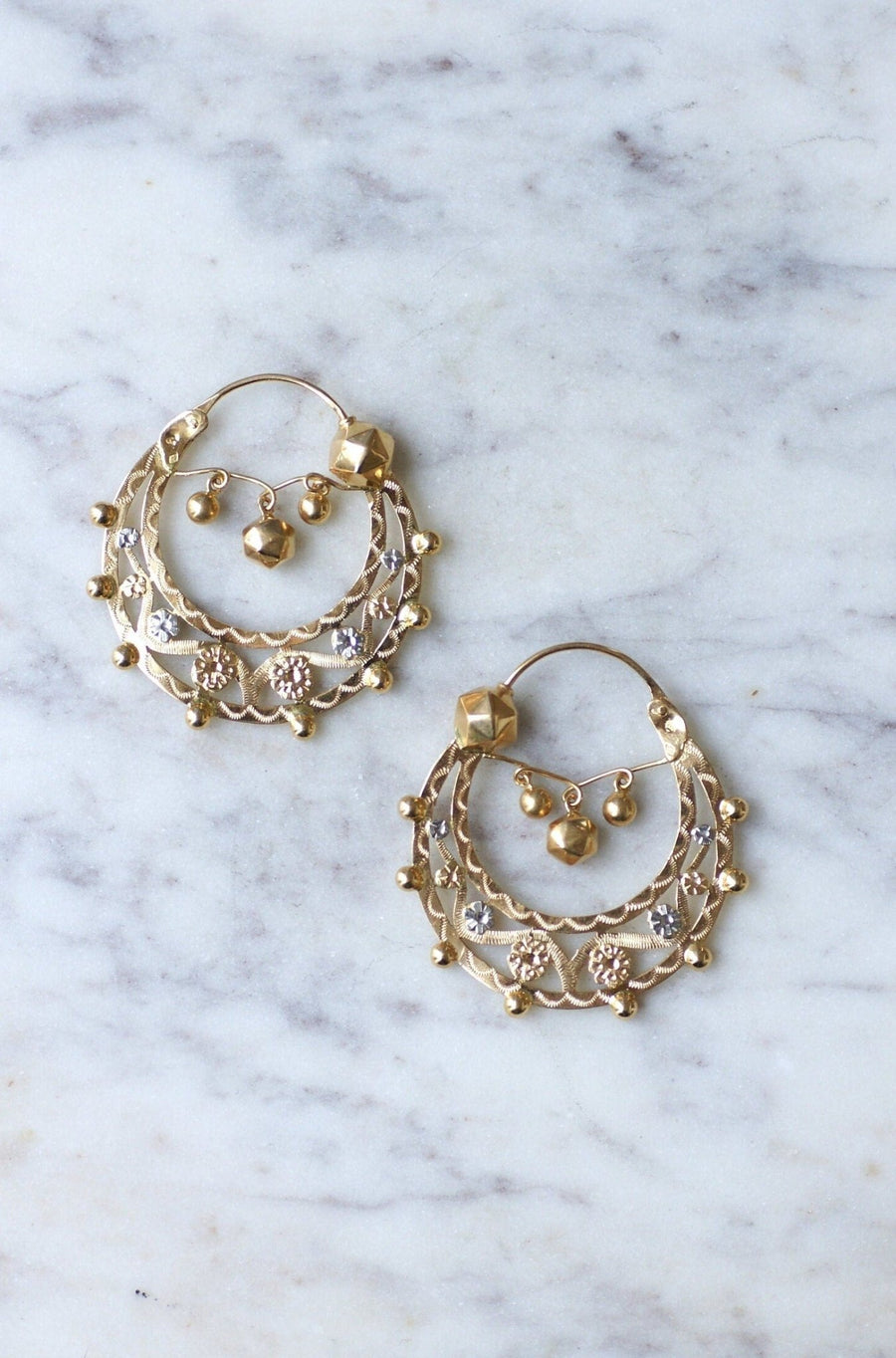 Large gold Savoyard creoles - Galerie Pénélope