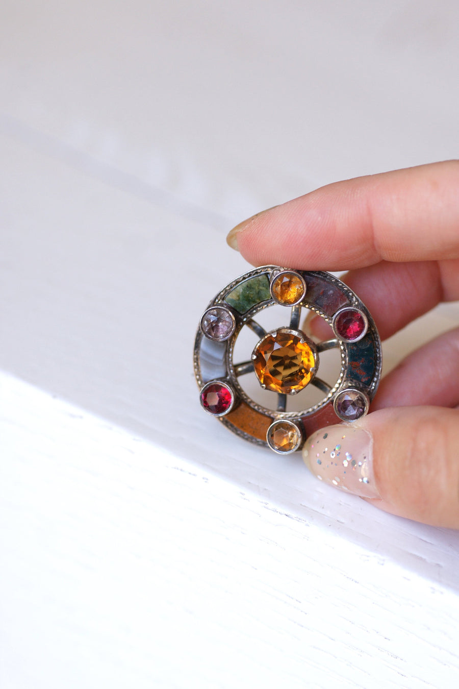 Antique Scottish thistle brooch in gold, amethyst, jasper and agate