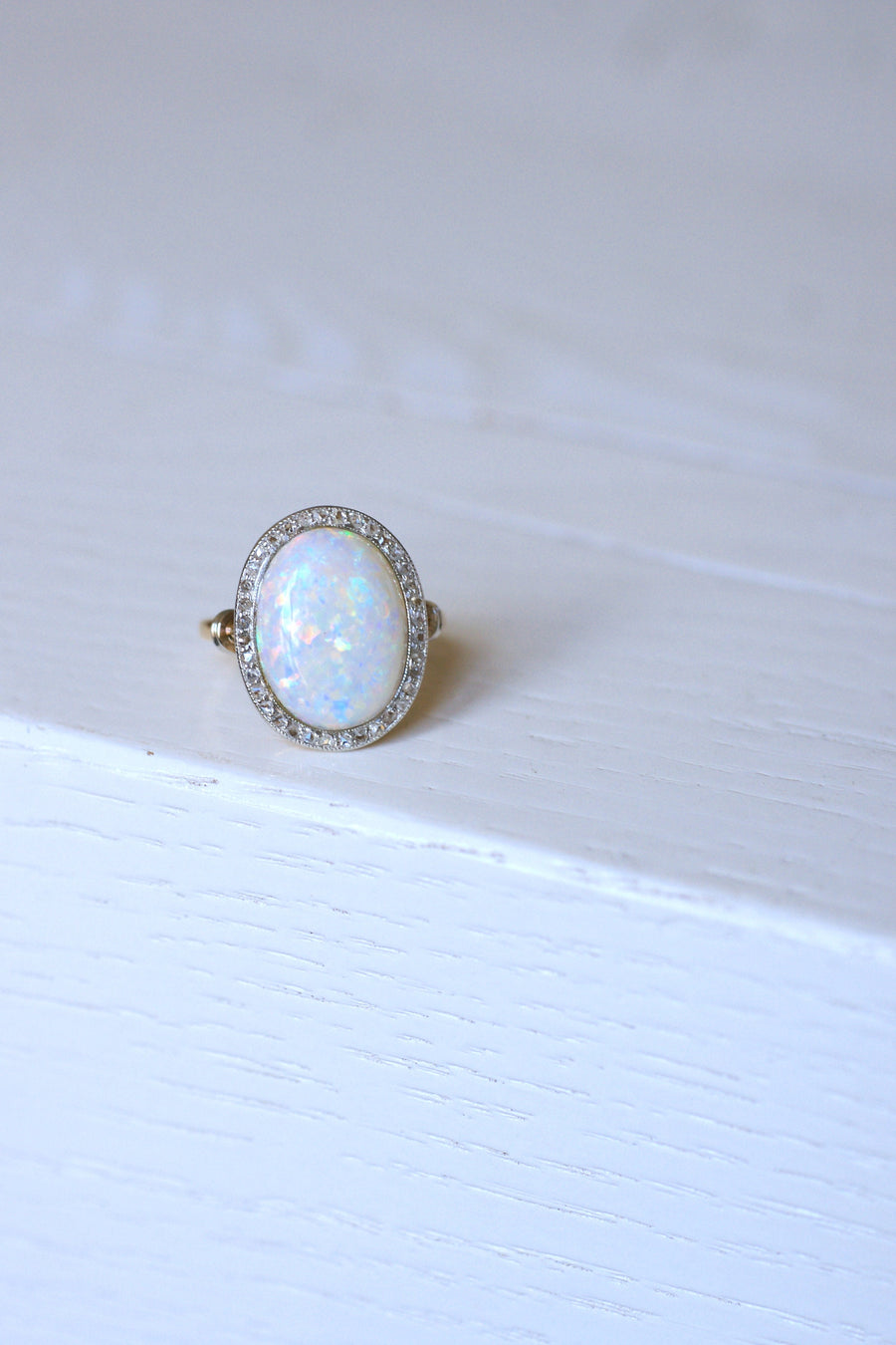 Belle Epoque Pompadour opal ring set in diamonds on gold and platinum, Circa 1900