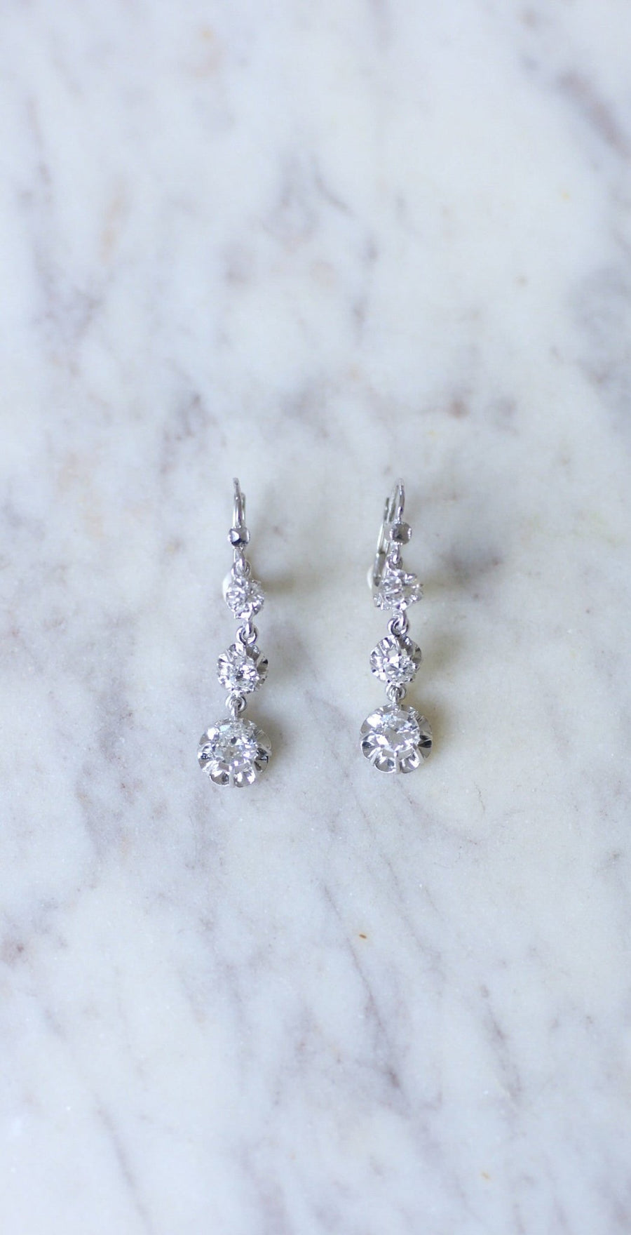 Long diamond sleepers on white gold - Galerie Pénélope