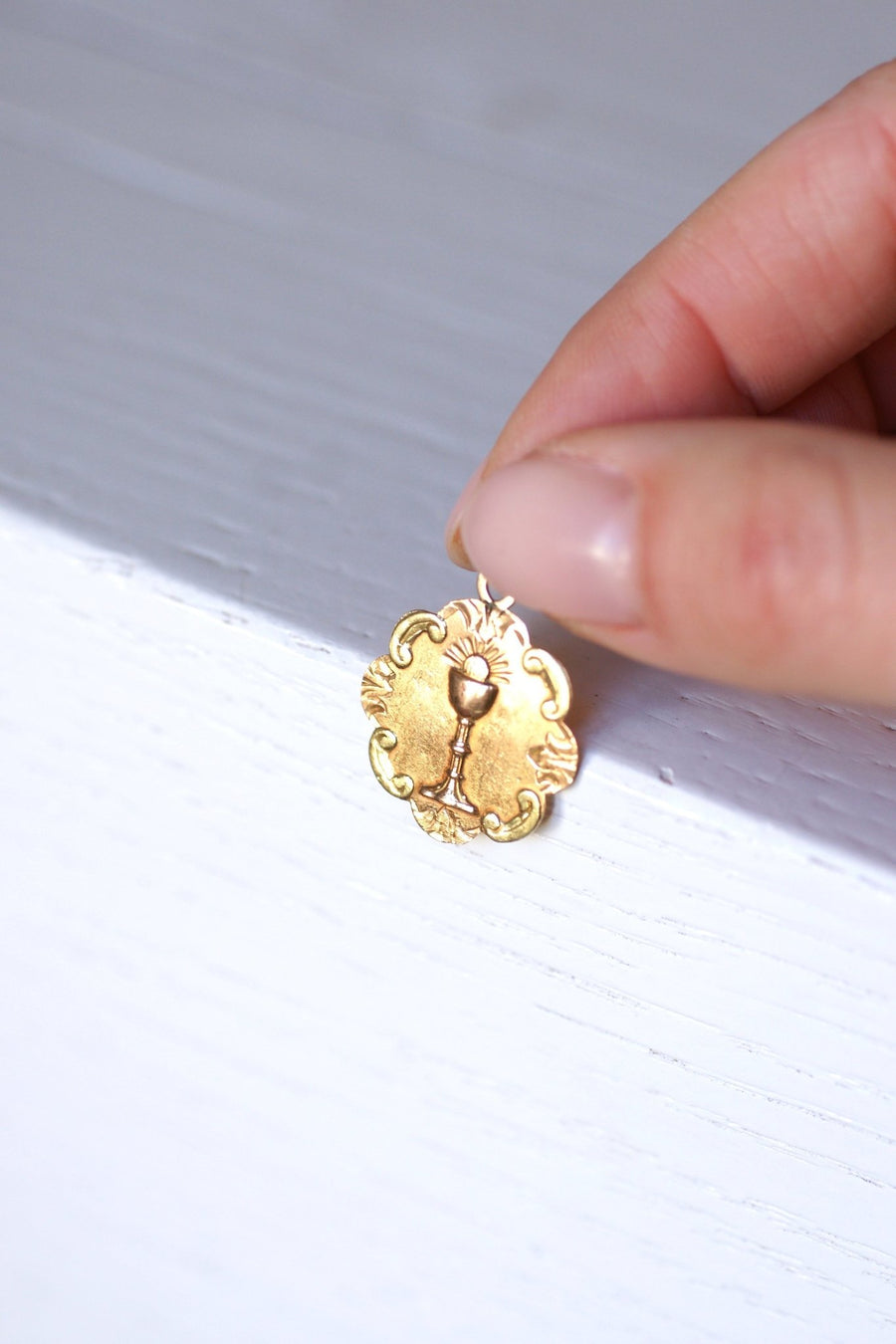 Antique chalice medal on rose gold - Penelope Gallery