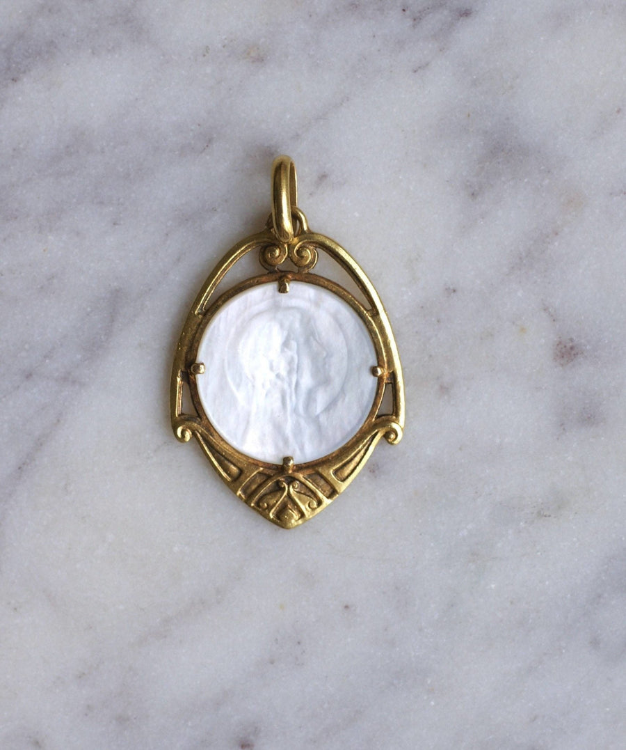 Art Nouveau medal Virgin on mother of pearl - Penelope Gallery