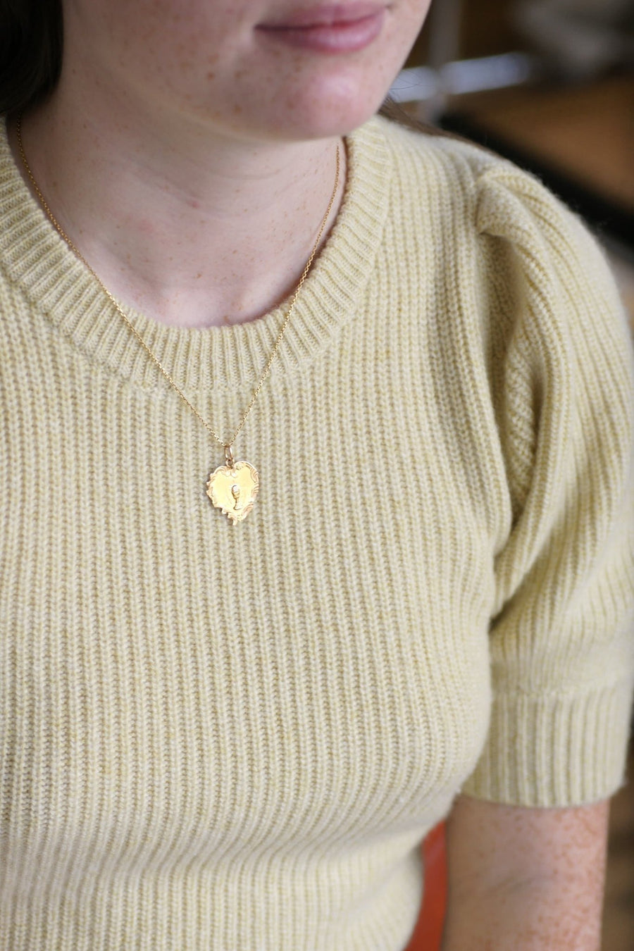 Three-gold chalice and heart medal - Galerie Pénélope