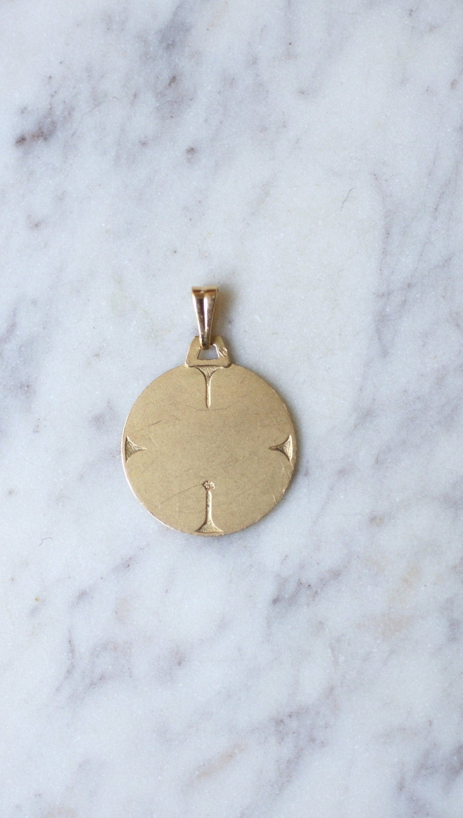 Art Deco Christian medal in yellow gold - Penelope Gallery