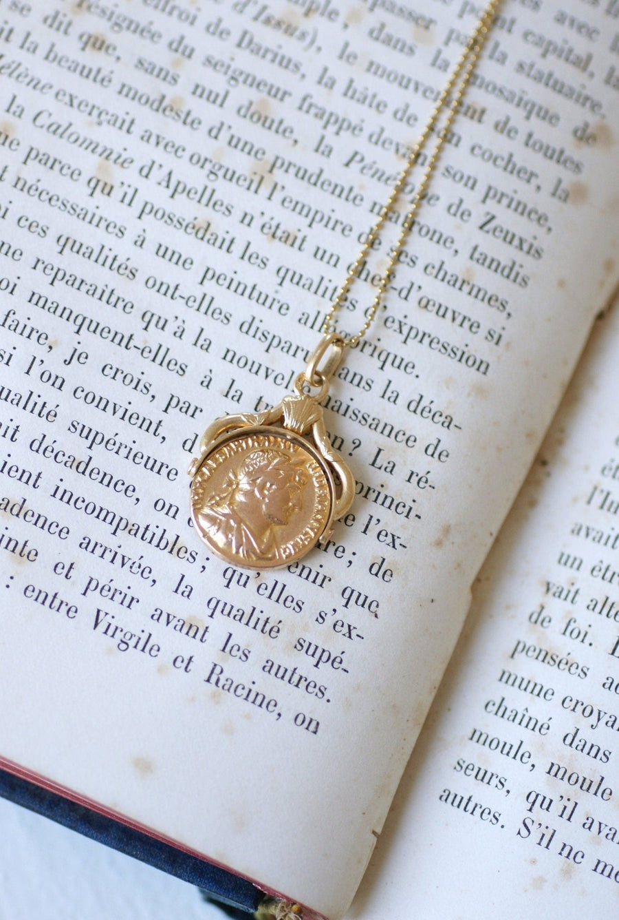 Gold Roman coin swivel medal - Penelope Gallery