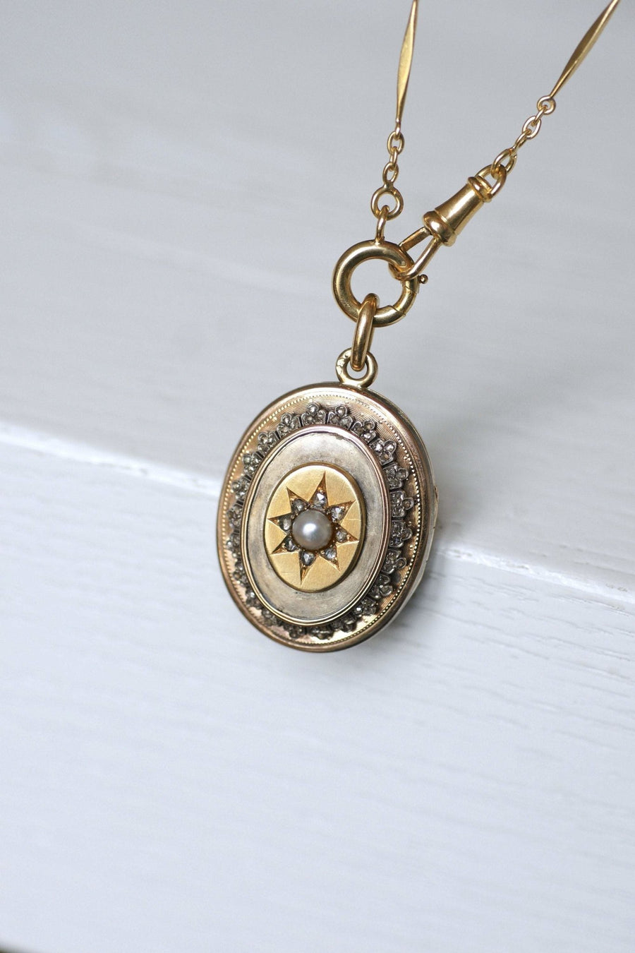 Antique gold, silver and diamond medallion - Galerie Pénélope