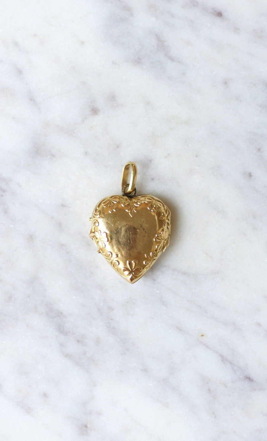 Heart opening medallion with gold clover and pearls - Galerie Pénélope