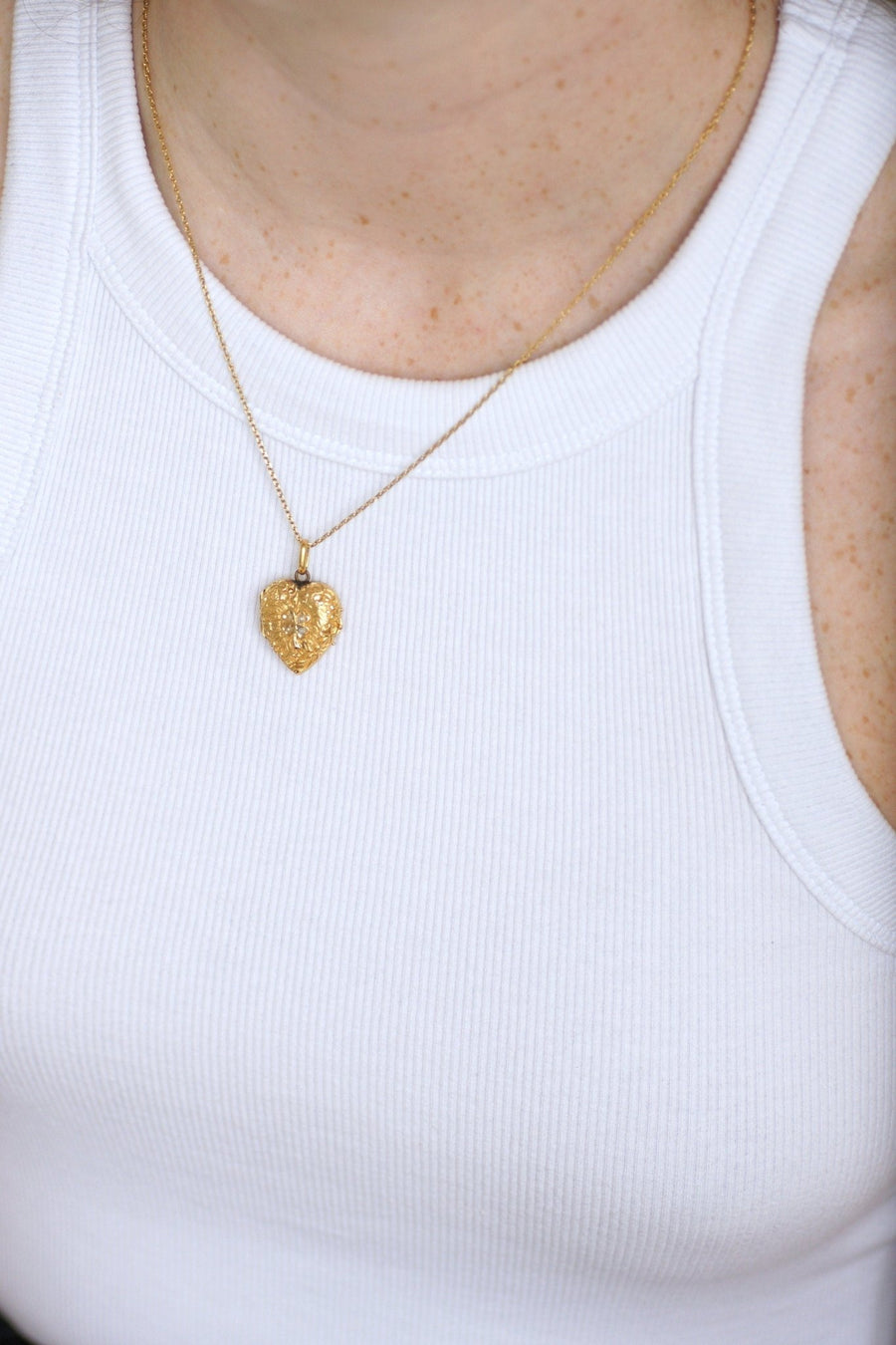 Heart opening medallion with gold clover and pearls - Galerie Pénélope