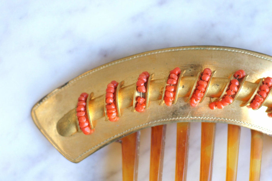 Antique coral hair comb - Penelope Gallery