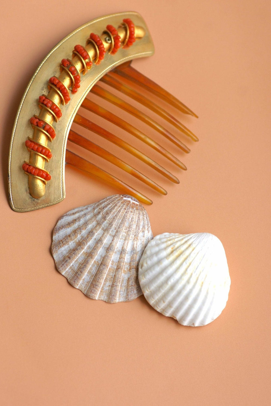Antique coral hair comb - Penelope Gallery