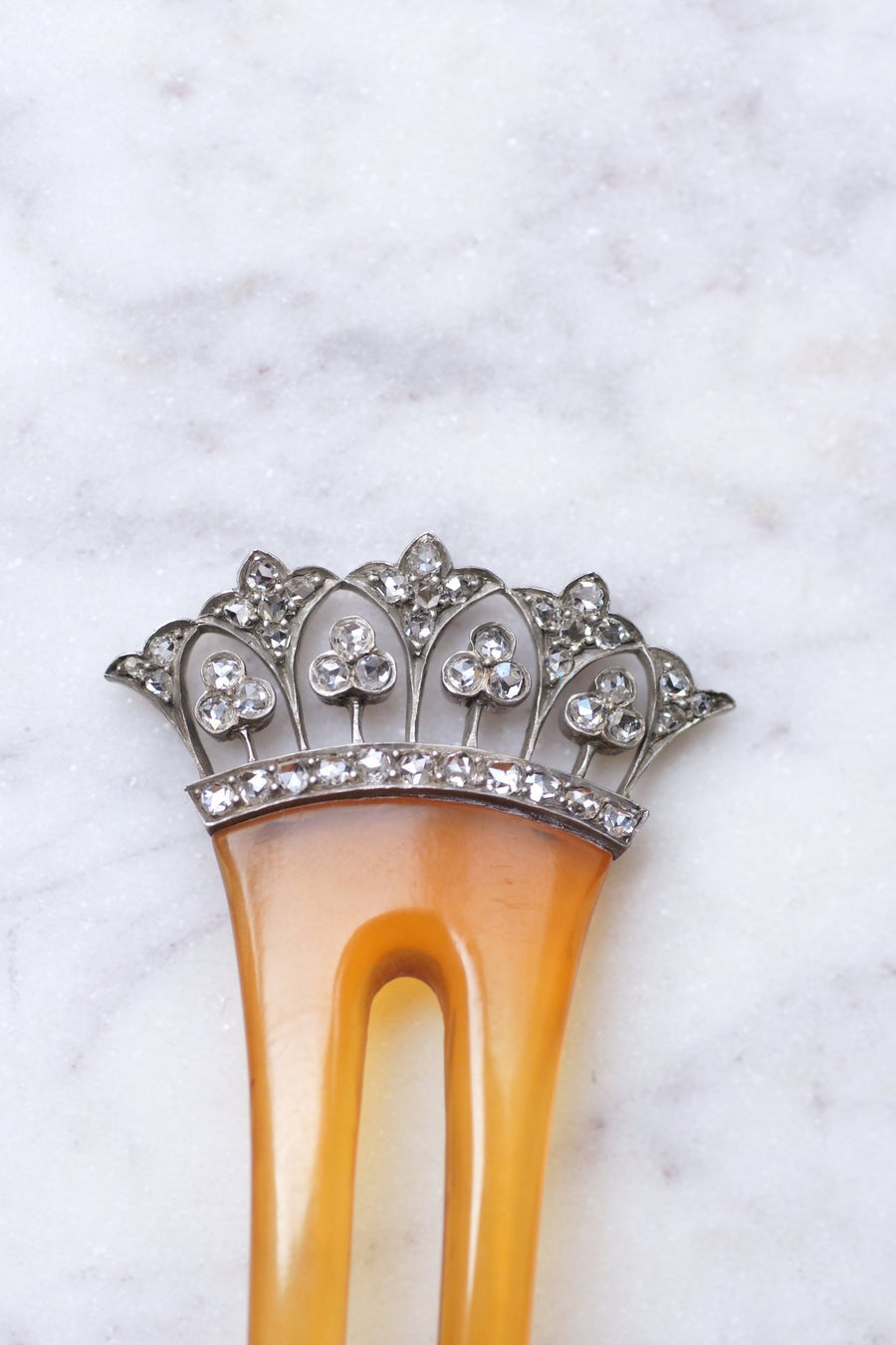 Wedding comb, wedding hairpin, in diamonds, gold and silver on horn - Galerie Pénélope