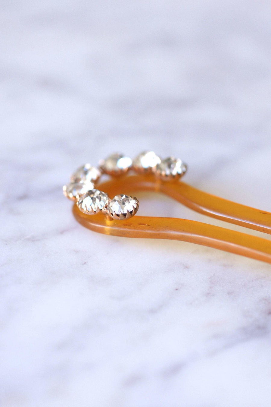 Victorian comb, hairpin, Rhine stones on horn - Galerie Pénélope