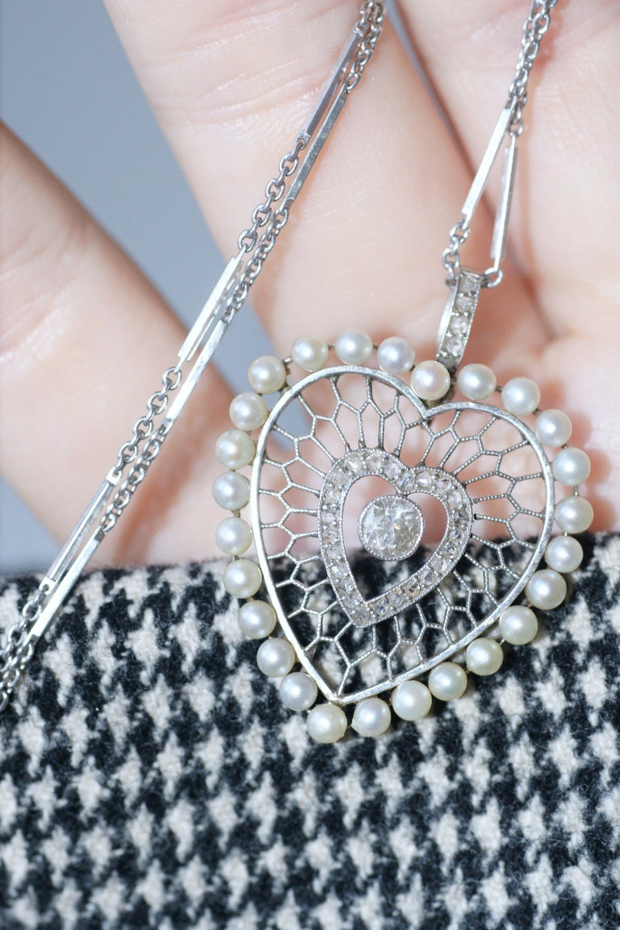 Diamonds and platinum beads heart pendant - Penelope Gallery