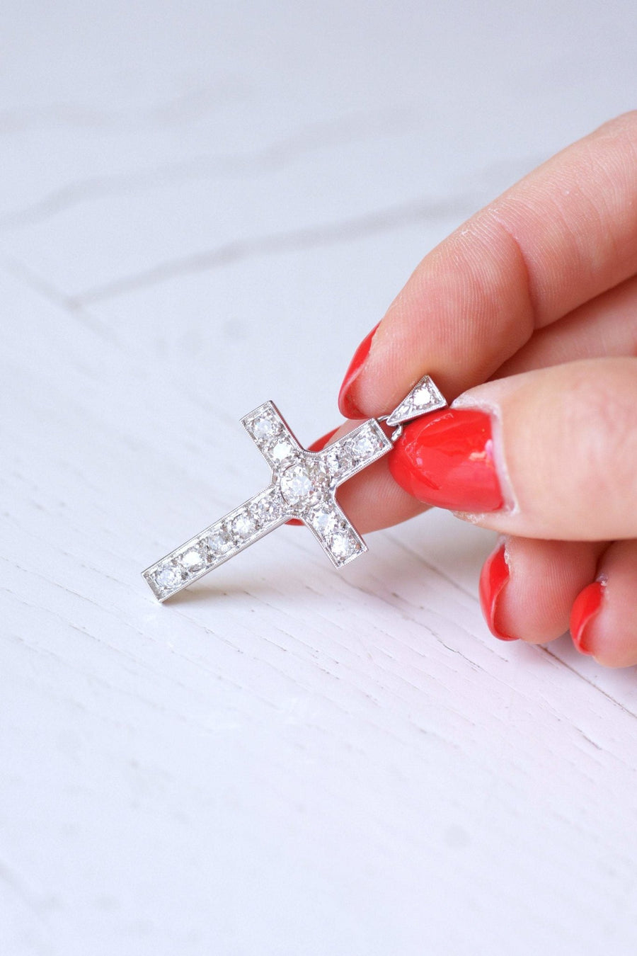Art Deco cross pendant platinum and diamonds - Galerie Pénélope