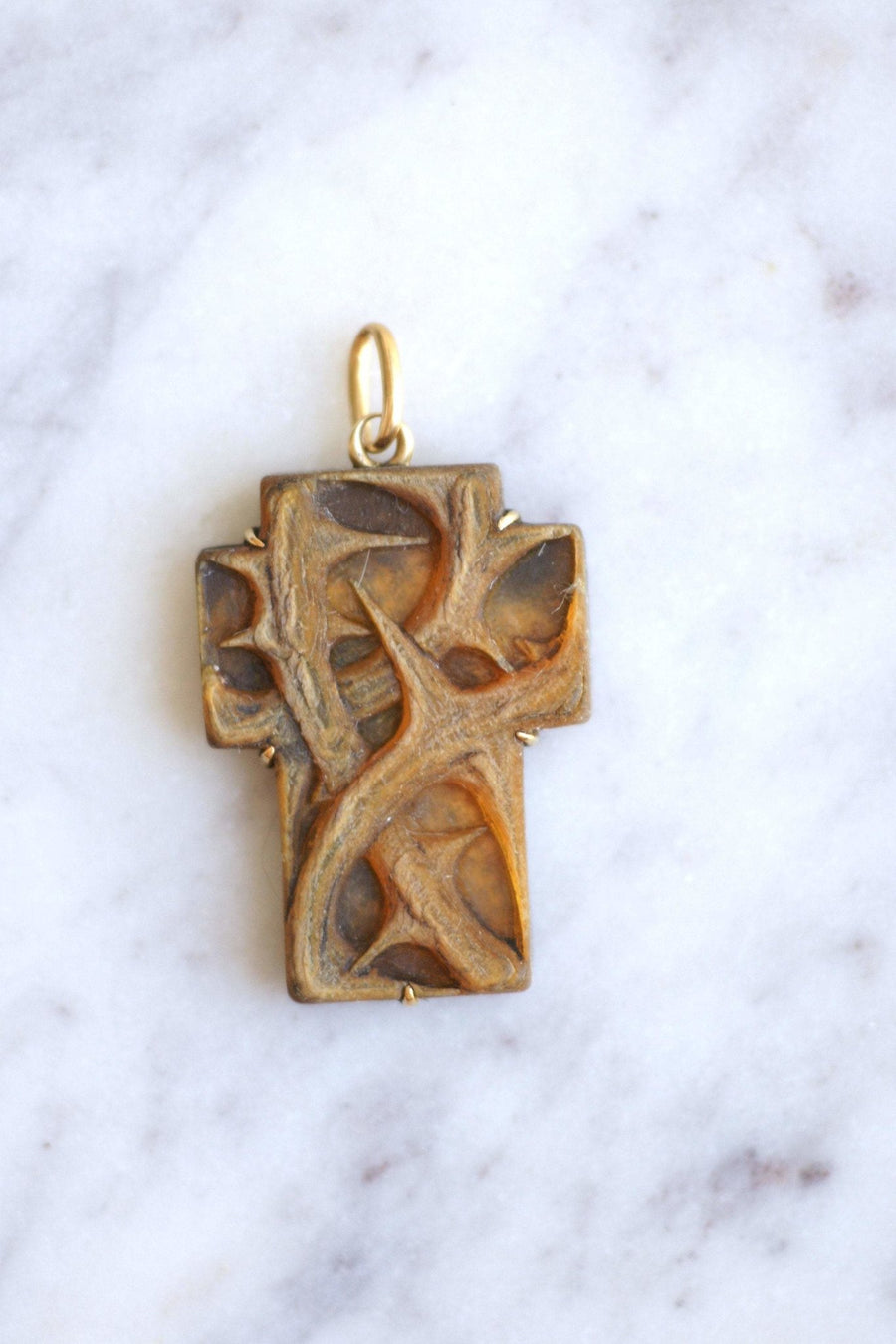 Art Nouveau gold and horn cross pendant, Circa 1910 - Penelope Gallery