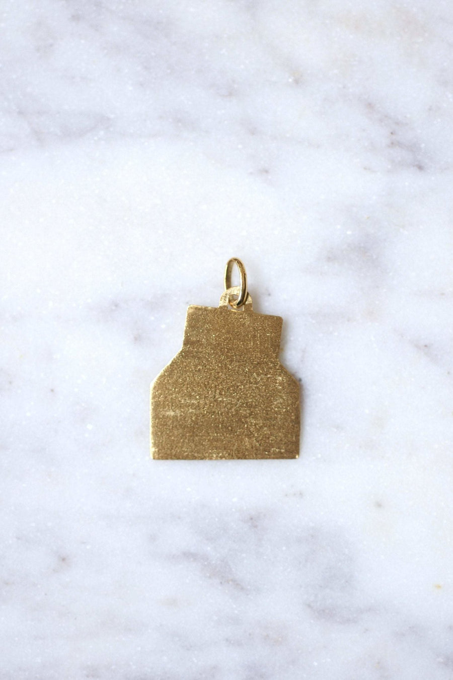 18Kt Gold A.AUGIS Love Medal Envelope Pendant, Circa 1950 - Galerie Pénélope