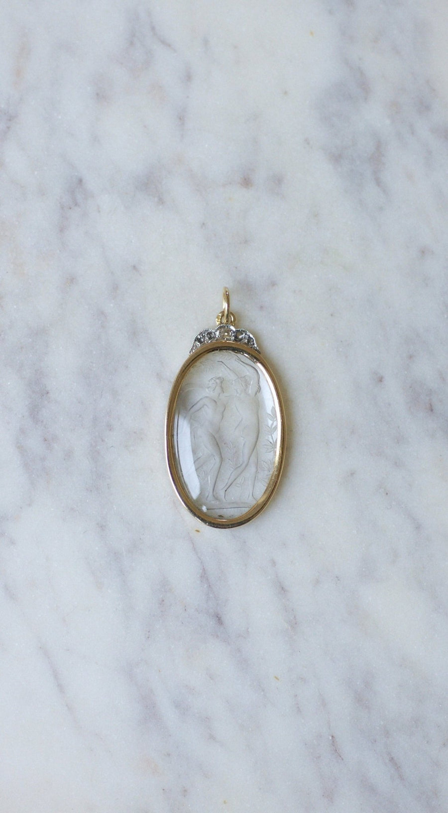 Rock crystal and diamond intaglio pendant - Galerie Pénélope