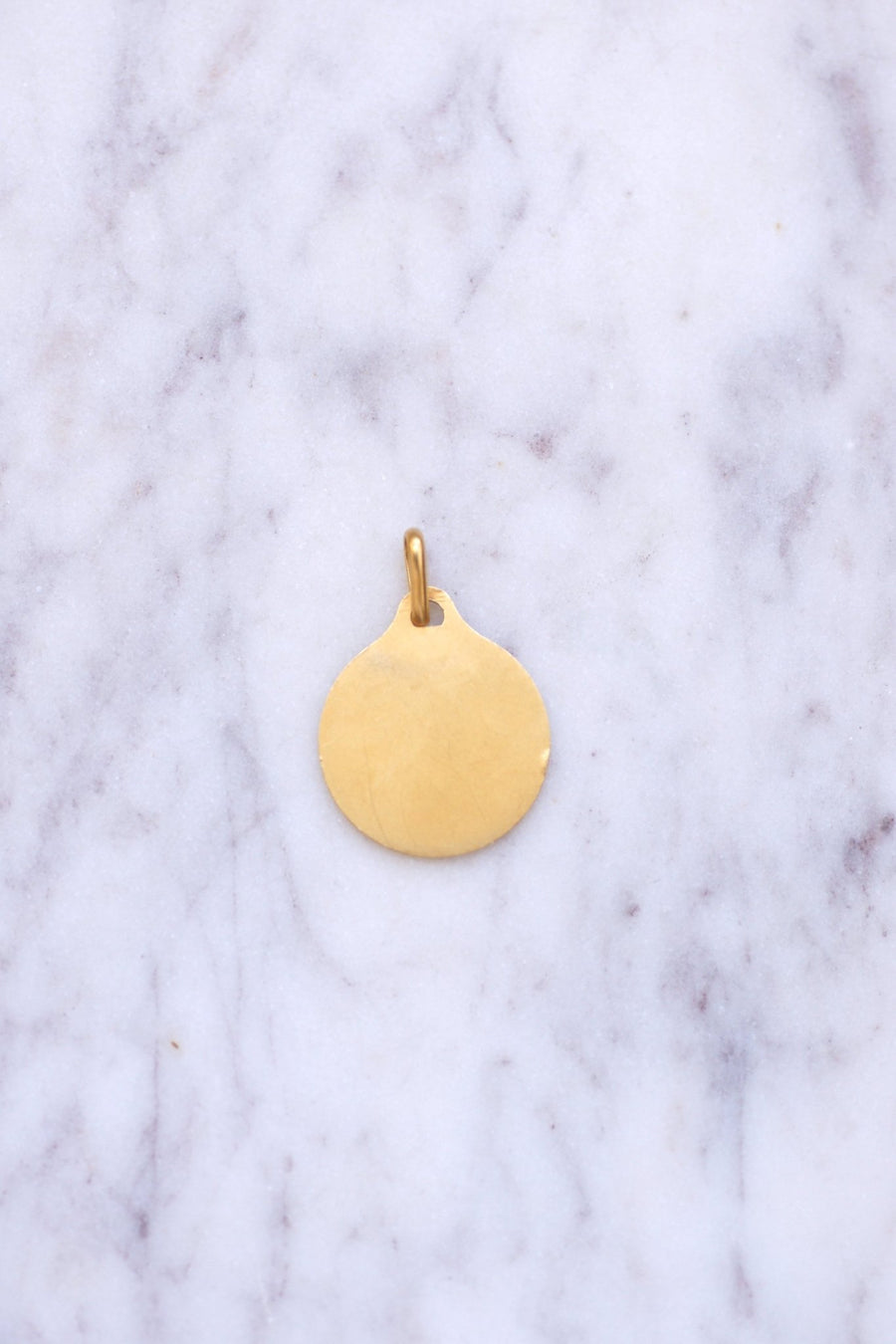 A.AUGIS love medal pendant in yellow gold - Galerie Pénélope