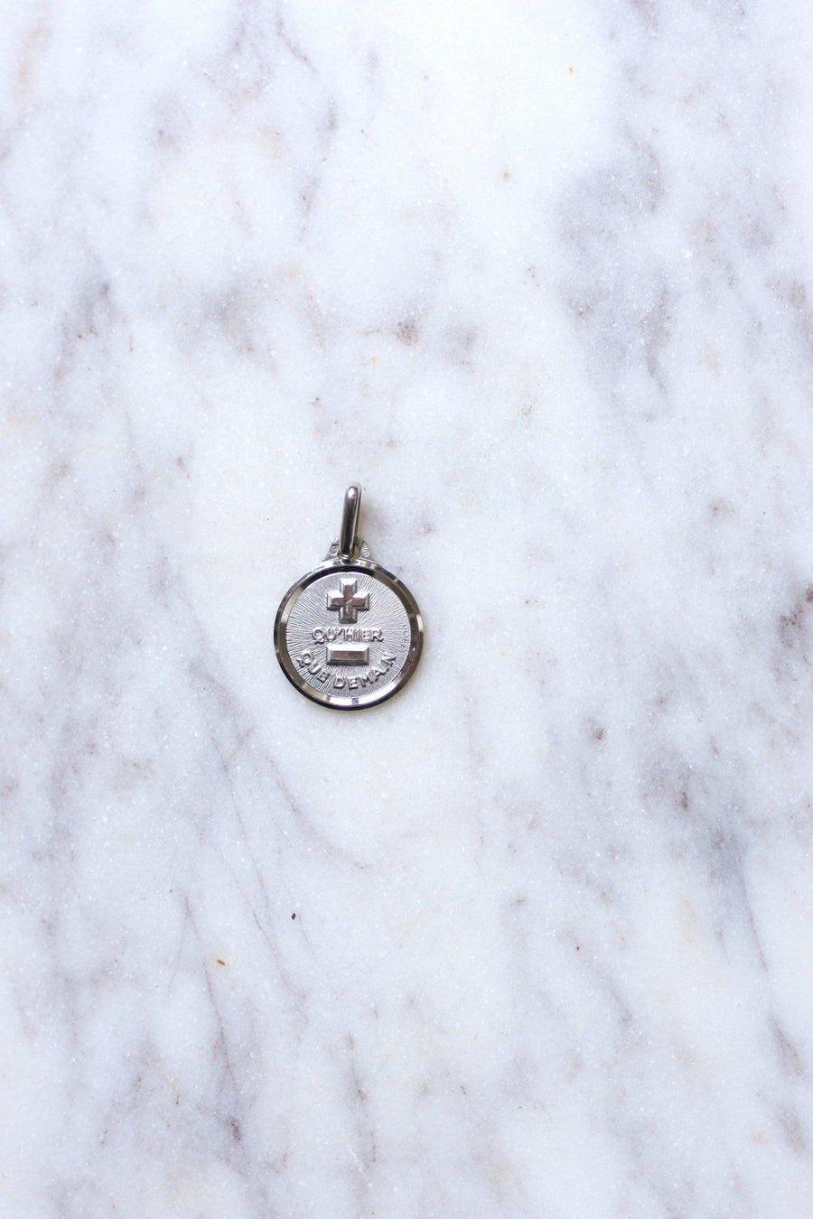 Augis Love Pendant in white gold - Galerie Pénélope
