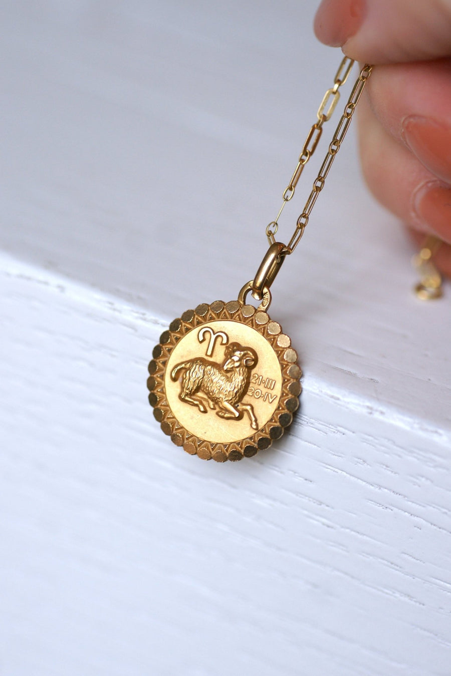 Aries vintage yellow gold medal pendant - Penelope Gallery