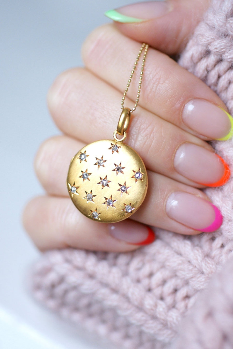 Antique round gold and diamonds opening medallion pendant - Galerie Pénélope