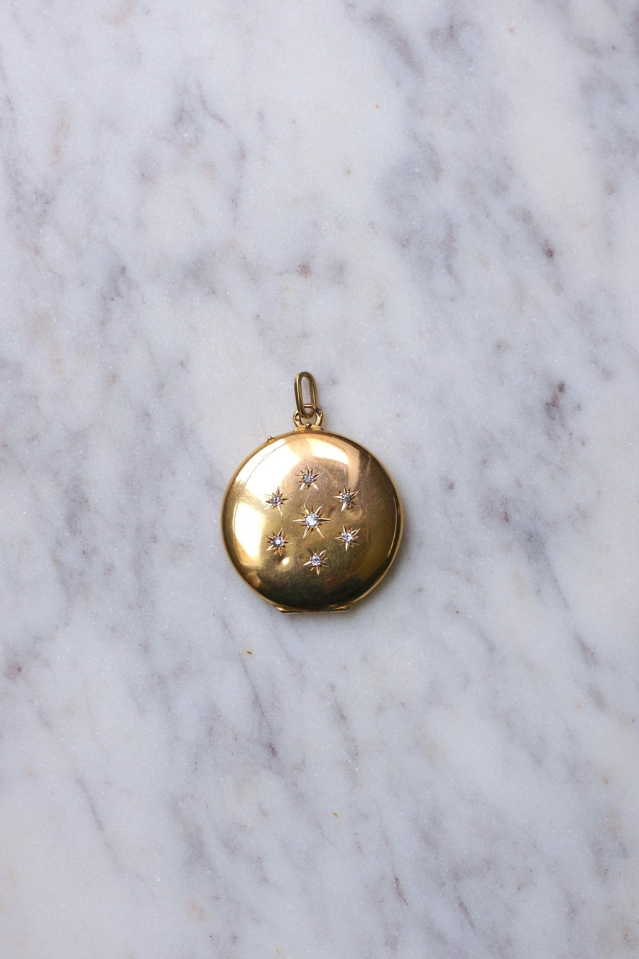 Antique round medallion pendant in yellow gold and diamonds - Galerie Pénélope