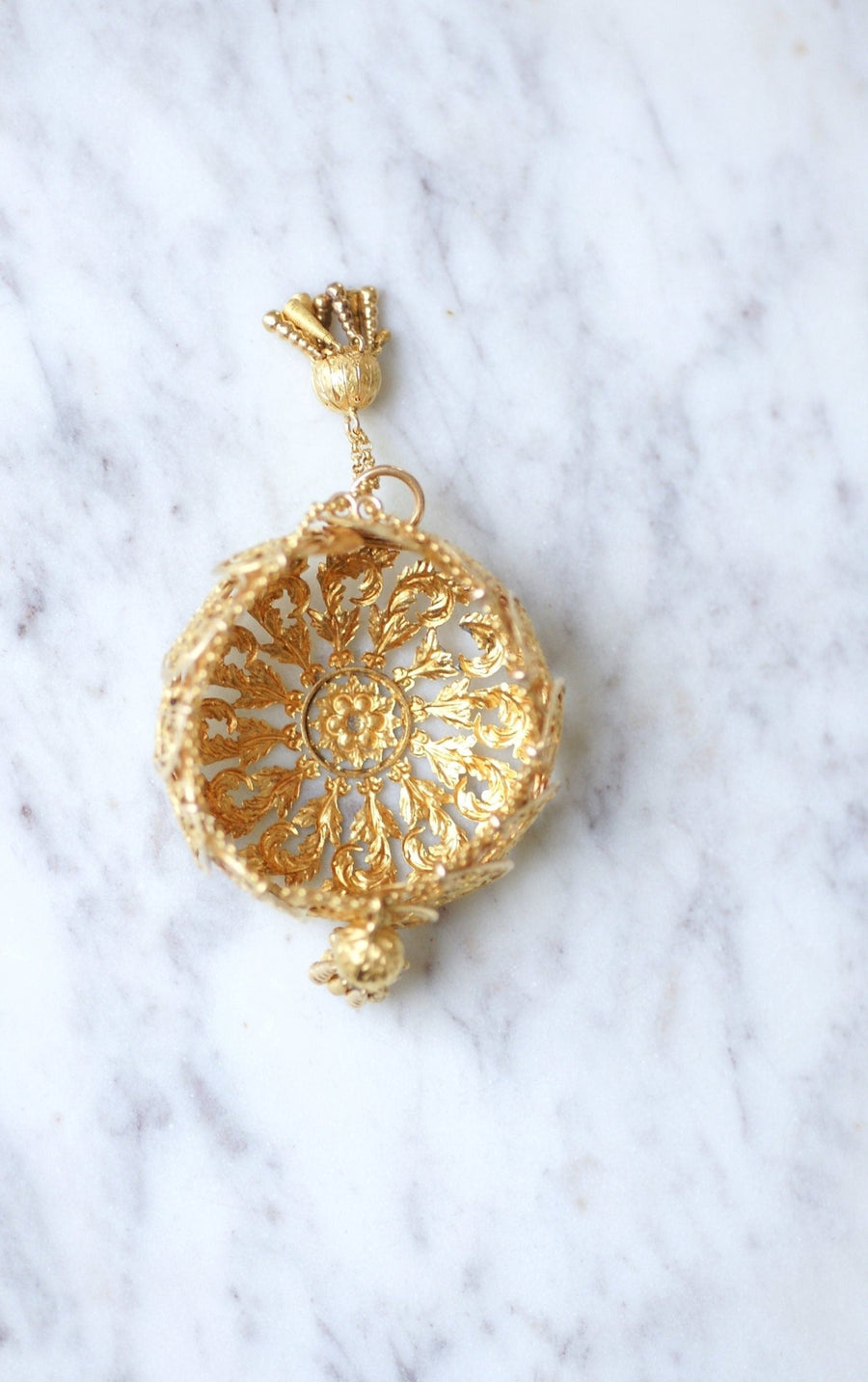 Antique Yellow Gold Coin Pendant - Penelope Gallery
