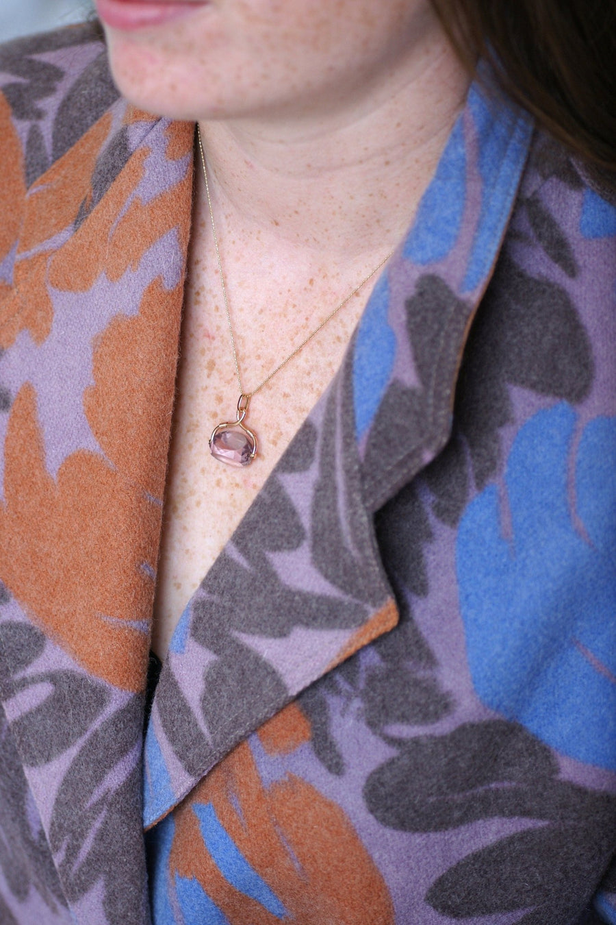 Pink gold and amethyst swivel seal pendant - Penelope Gallery