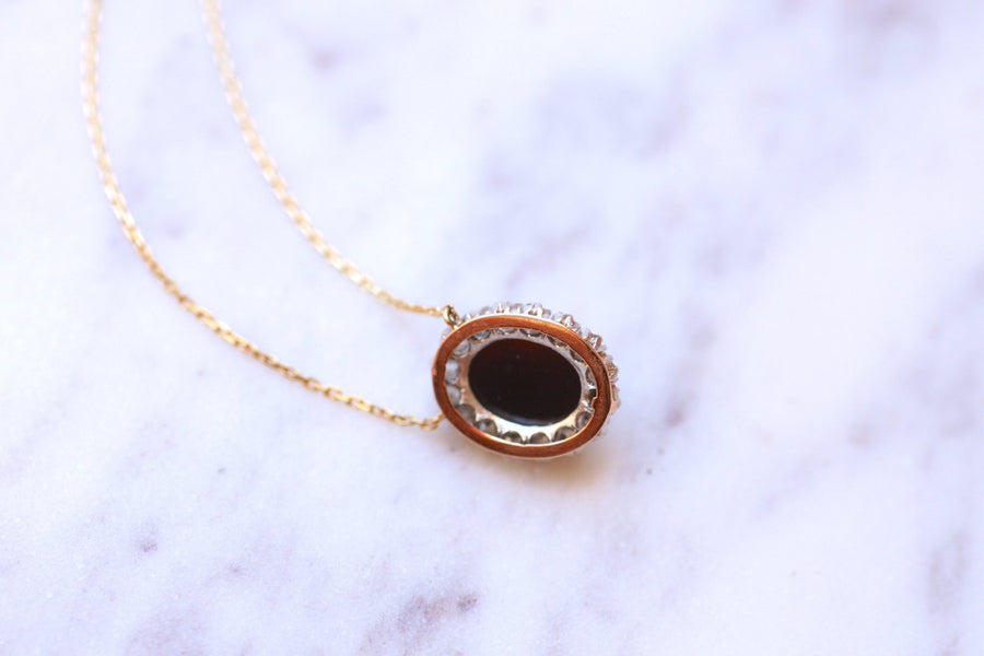 Victorian gold pendant, cameo surrounded by diamonds - Galerie Pénélope